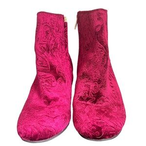 Women’s Booties Heeled Velvet Maroon Embossed Paisley Chunky Heel Zigi Soho Sz 7
